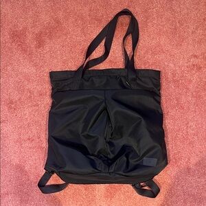 Bellroy Laneway Totepack - 18L capacity